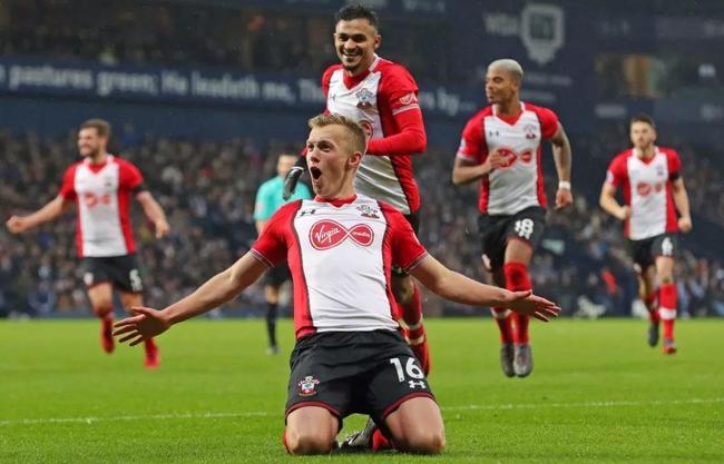 西甲16队结束15轮，姆巴佩16球领跑射手榜，巴萨、皇马多点开花，明日西甲开战。（西甲15轮战罢16队：姆巴佩16球领跑，巴萨皇马多点开花，明日联赛再燃战火）