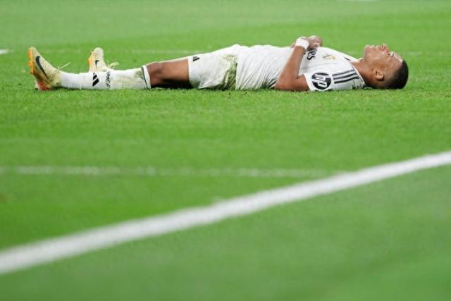 半场战报：维罗纳0-1帕尔马，马特奥-佩莱格里诺破门