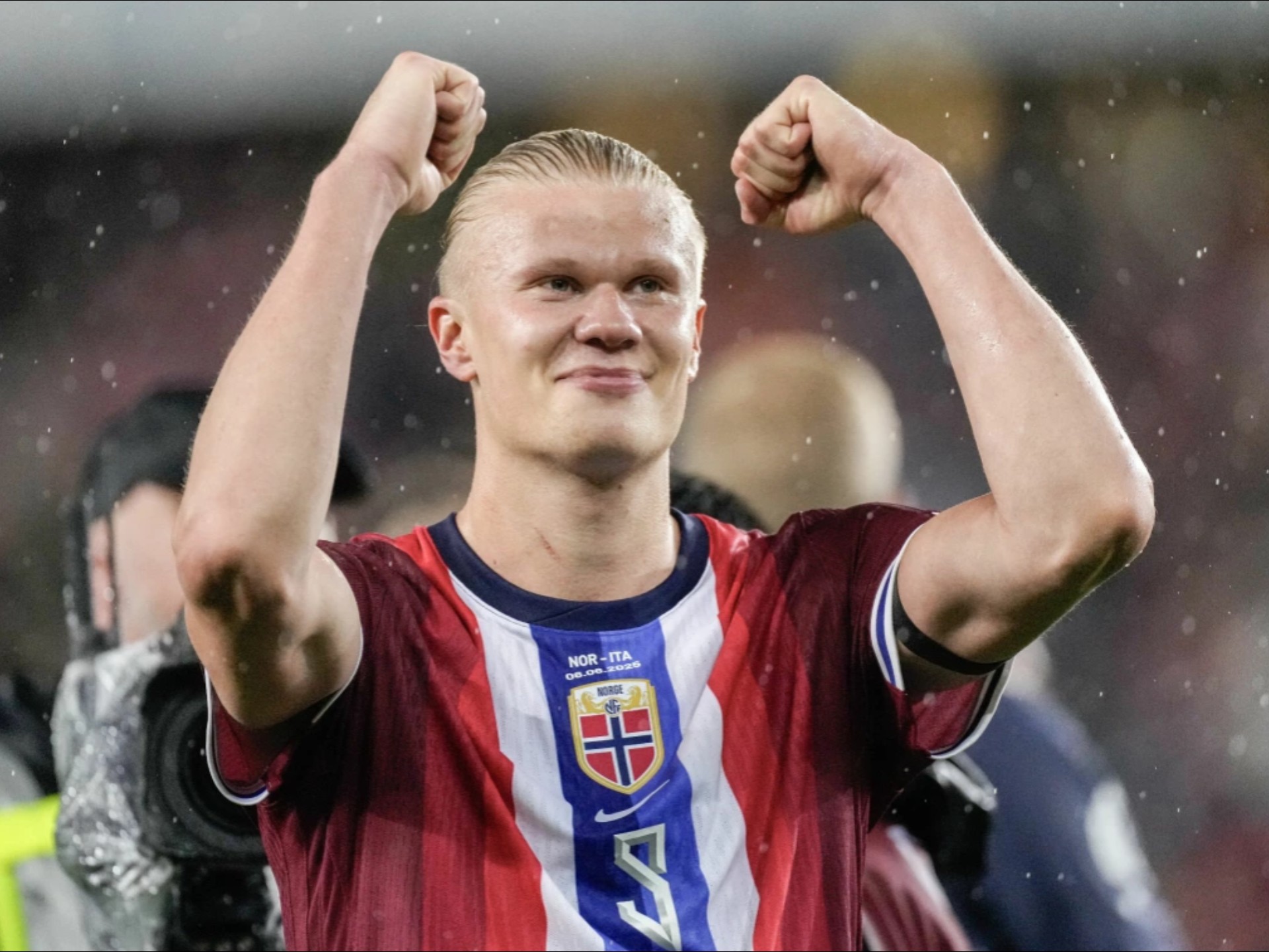 2-0！五大联赛最猛队诞生：三线连续18场不败，同时领跑英超+欧冠（2-0再胜！三线18场不败，英超与欧冠双线领跑，五大联赛最强队坐实）