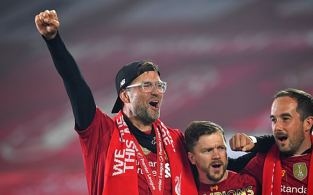 记者：埃利奥特可能回归利物浦，格伊预计不会在冬窗转会（记者称埃利奥特或重返利物浦，格伊预计冬窗留队）