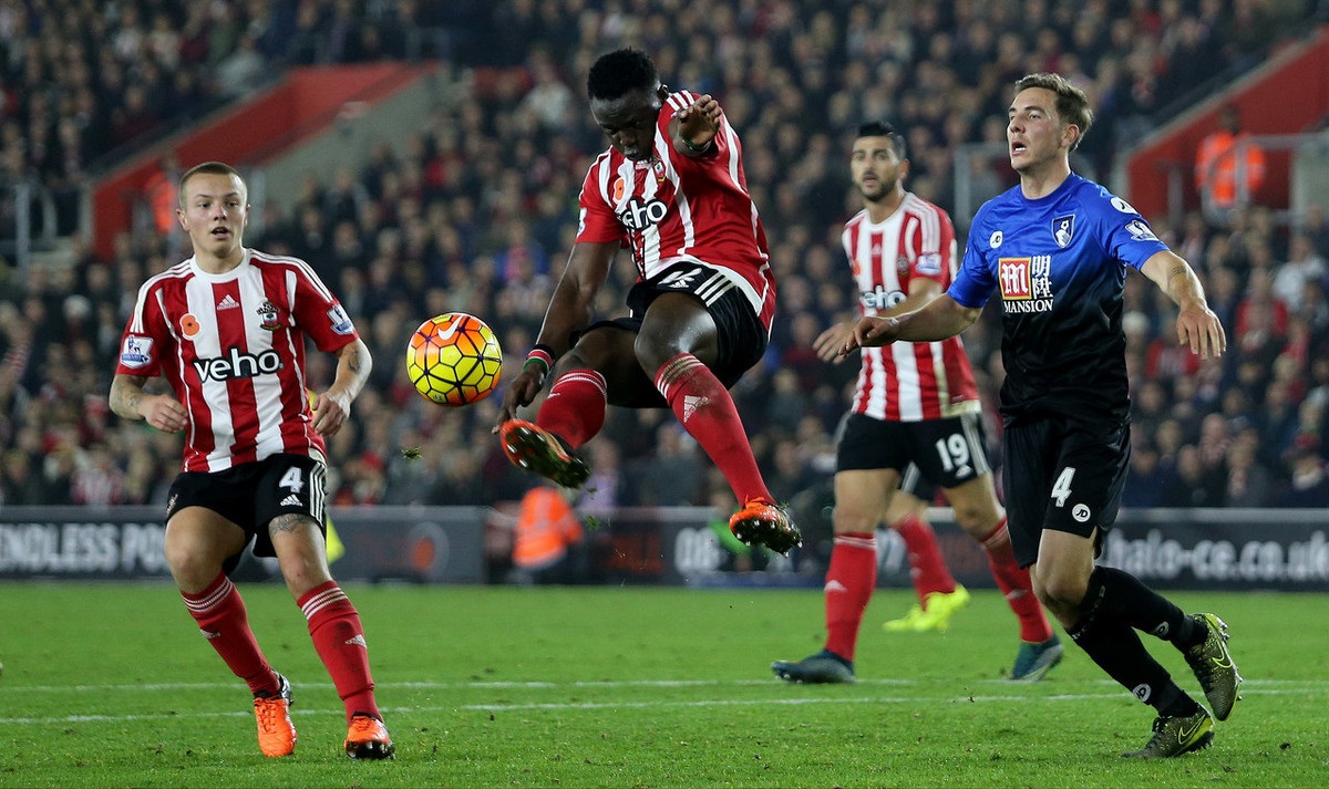 托尼：劳塔罗是国米的灵魂，但他在队友面前应多展现出笑容