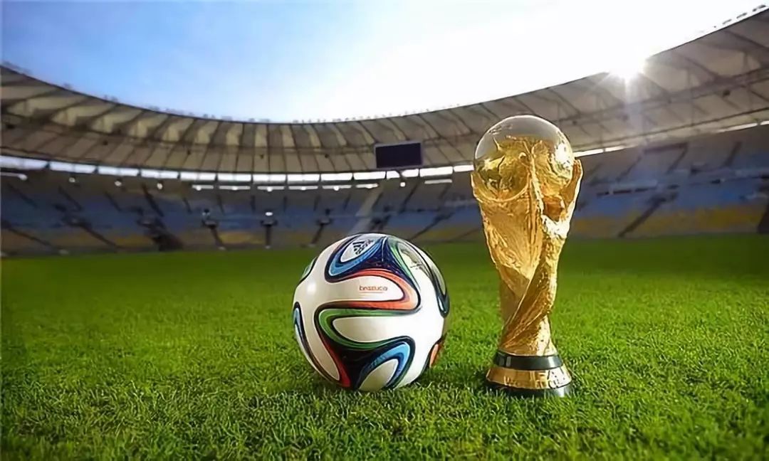 卡拉格：这批利物浦球员无法赢下冠军，他们需要买人提高对抗（卡拉格：利物浦现阵容难夺冠，需引援增强对抗性）