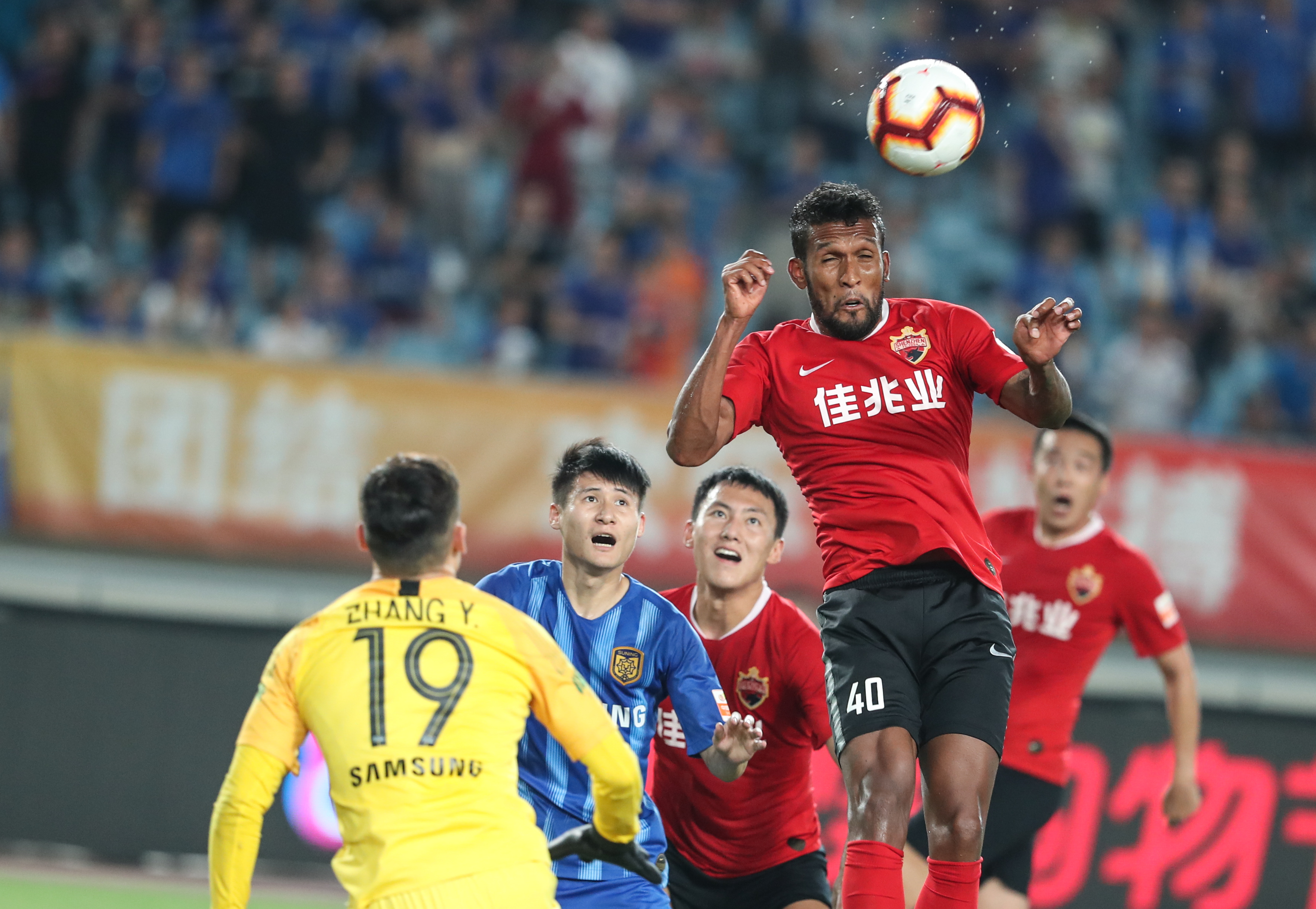 意甲第13轮纪律报告：阿莱格里对裁判出言不逊染红被停赛一场（意甲第13轮纪律通报：阿莱格里因对裁判出言不当被红牌罚下，禁赛一场）