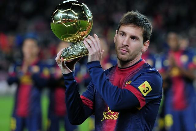 莱万西甲生涯进74球，同期单一联赛进球数仅次于哈兰德和凯恩（莱万西甲累计74球，同期单联赛进球数仅逊哈兰德与凯恩）