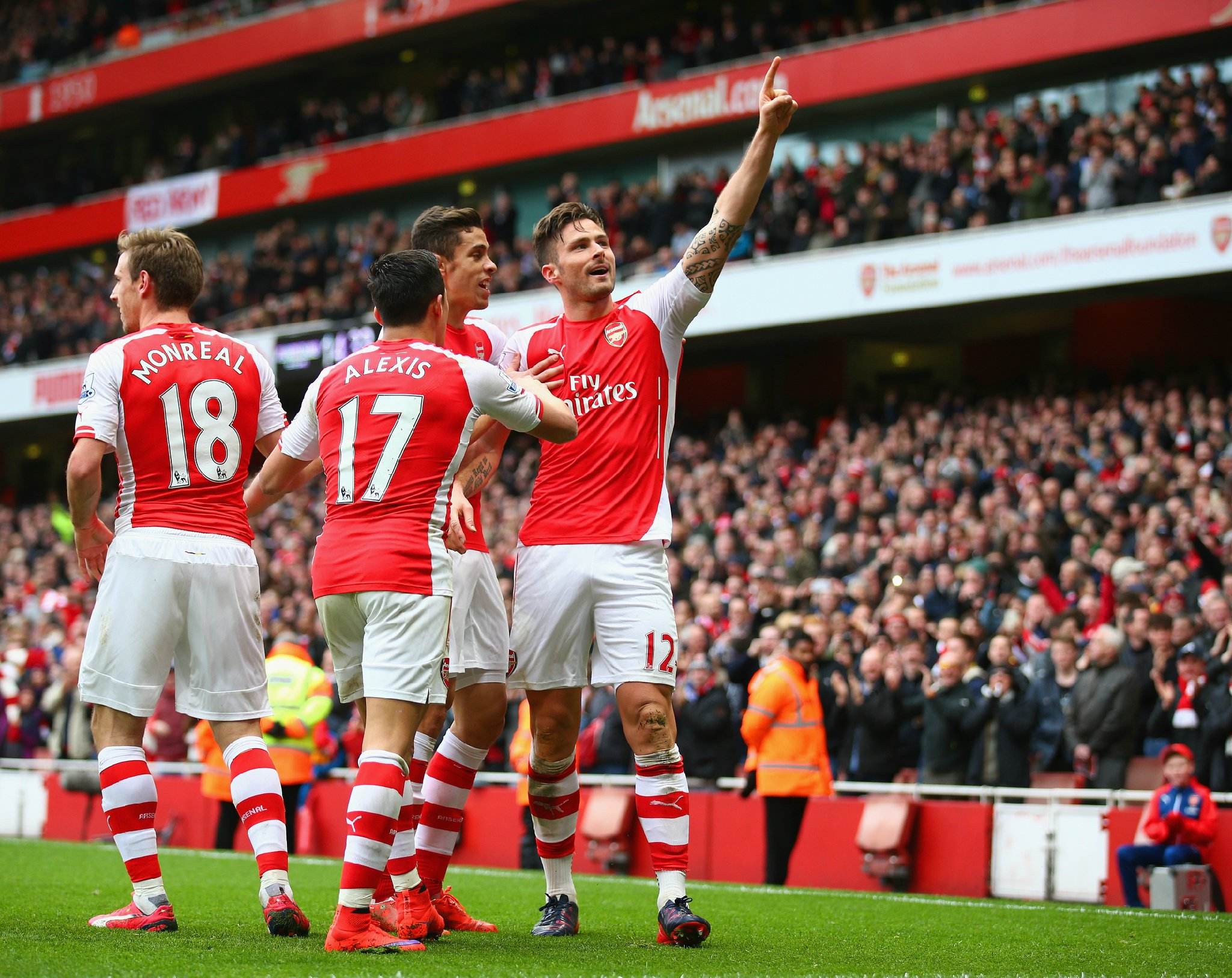 他才是真冤！基耶萨近3场只踢4分钟，但本赛季出战384分钟已贡献2球3助（真委屈！基耶萨近3战仅踢4分钟，却在本季384分钟里已交出2球3助）