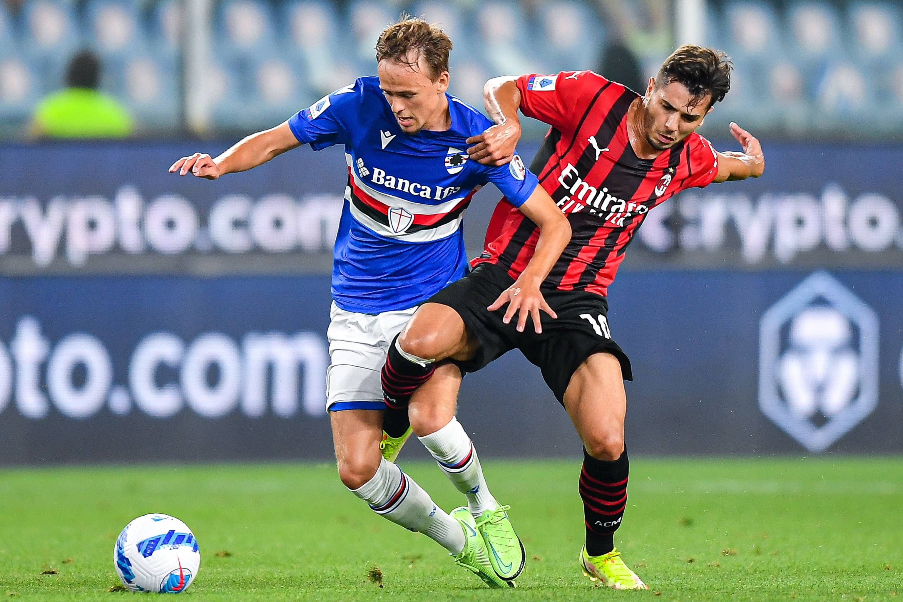 英超战报：福登传射，迪亚斯世界波，曼城3-0十人桑德兰（英超快讯：福登传射立功，迪亚斯世界波破门，曼城3-0轻取十人桑德兰）