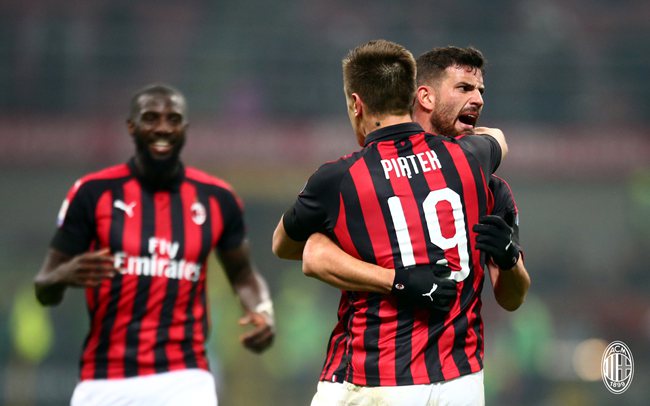 祝贺，王霜和陈晨入选2025国际足联年度最佳女足阵容候选名单