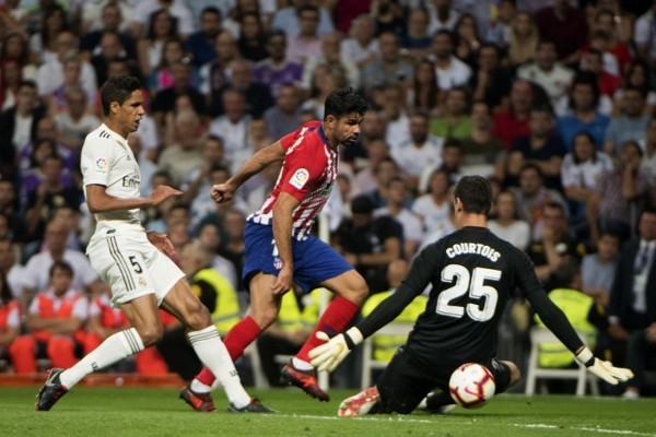 擅打硬仗！曼联对阵上半区球队豪取15分，位列英超球队之首