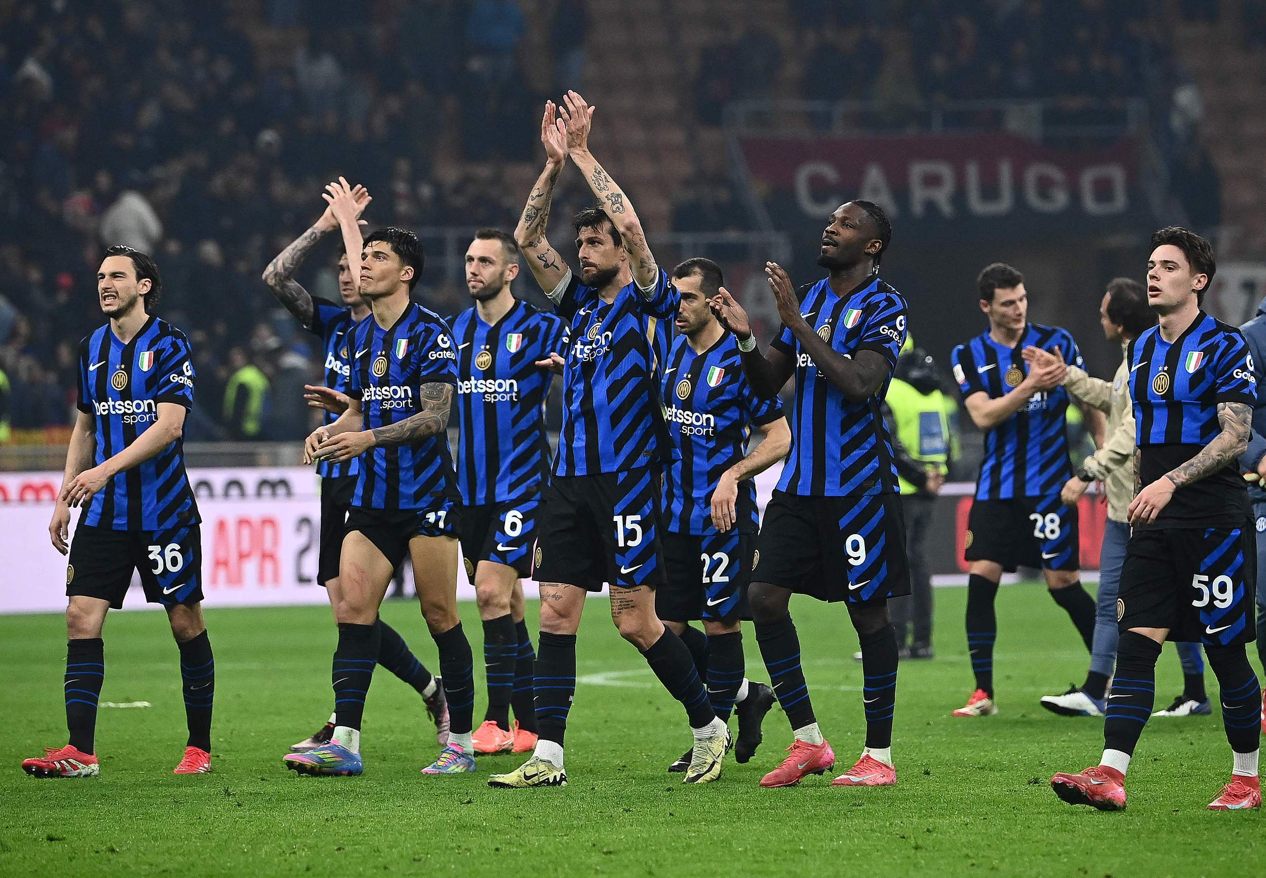 英超俱乐部今夏售出榜：切尔西1.292亿镑第一，红军紧随其后（英超今夏出售榜：切尔西以1.292亿镑领跑，红军紧追其后）