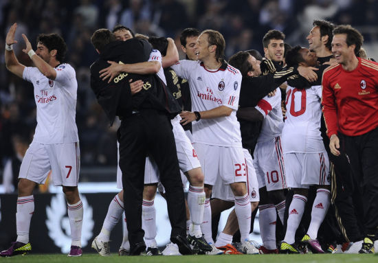 6场造7球，奥巴梅扬本赛季欧冠直接参与进球数仅次于姆巴佩（本季欧冠，奥巴梅扬6场参与7球，直接贡献仅次于姆巴佩）